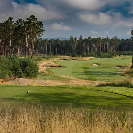 Golfbay Villa Сеница Экстерьер фото