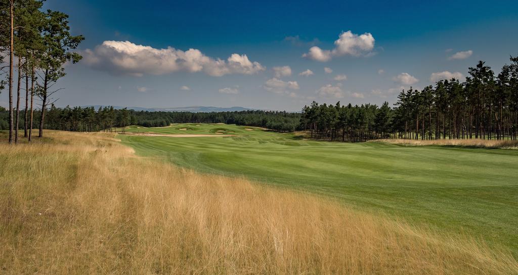 Golfbay Villa Сеница Экстерьер фото